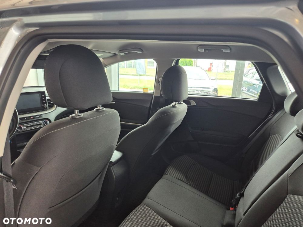 Kia Ceed 1.5 T-GDI M - 18