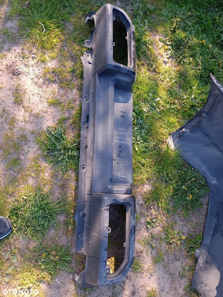 Suzuki jymny 19 zderzak tylny tył - 1