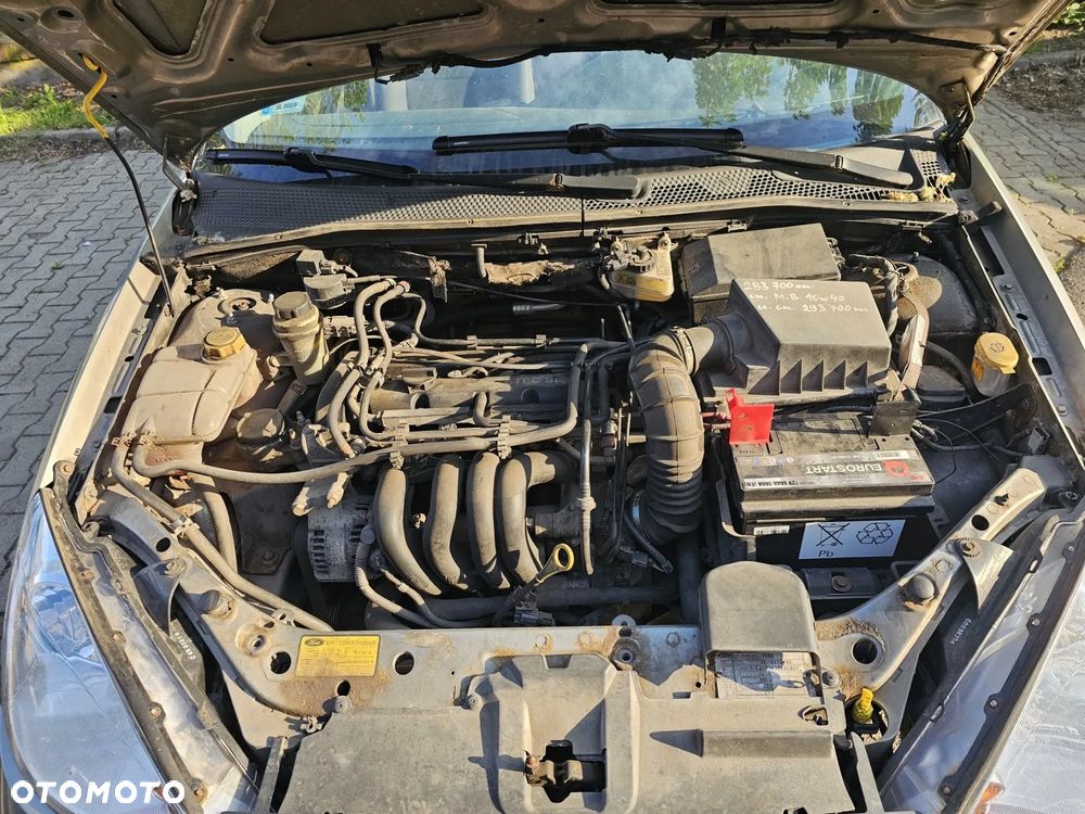 Ford Focus 1.6 Comfort - 6