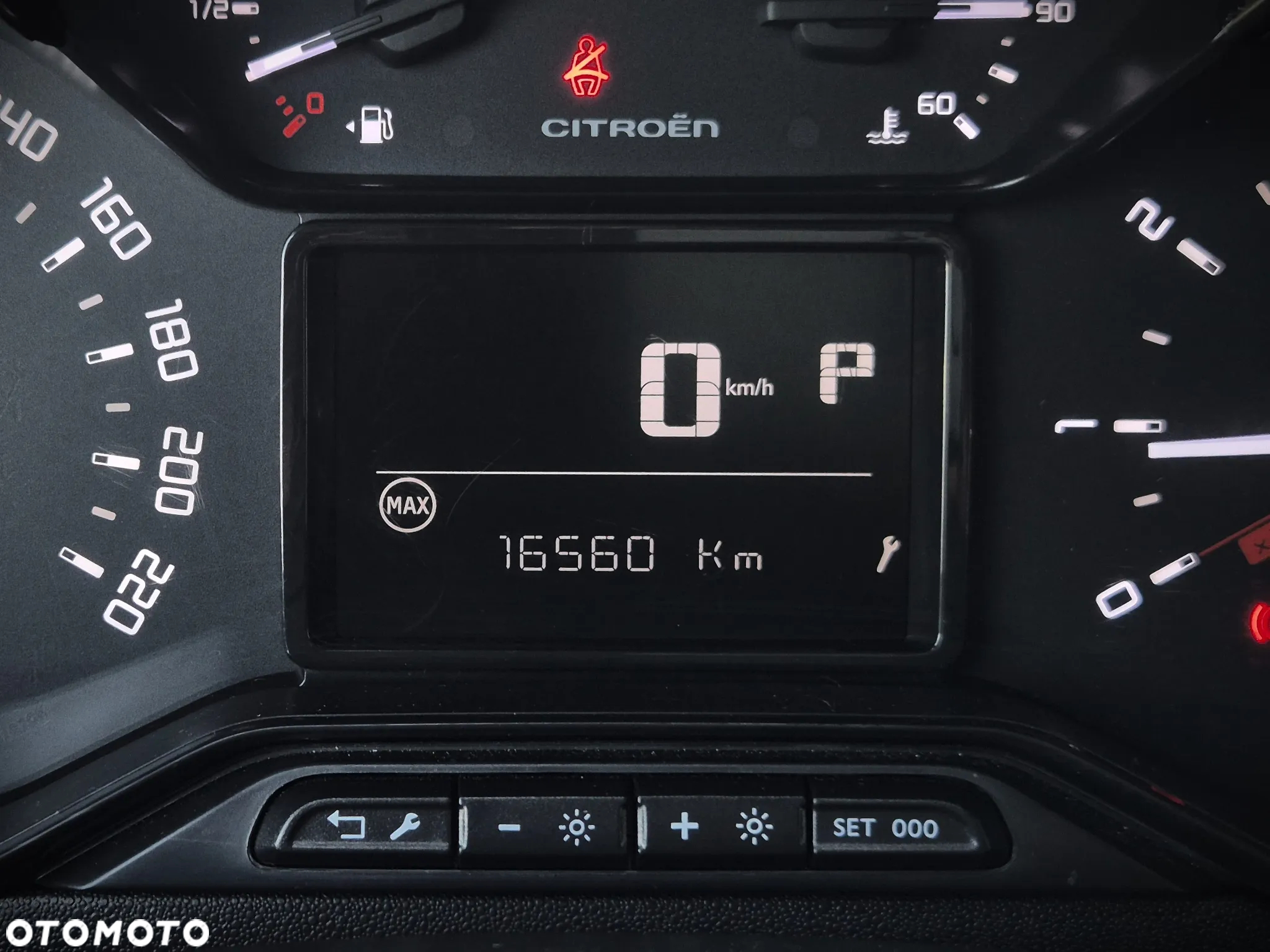 Citroën C3 1.2 PureTech Shine EAT6 - 27