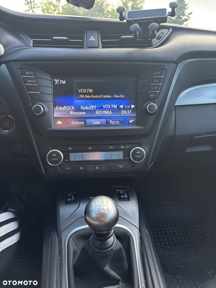 Toyota Avensis - 7