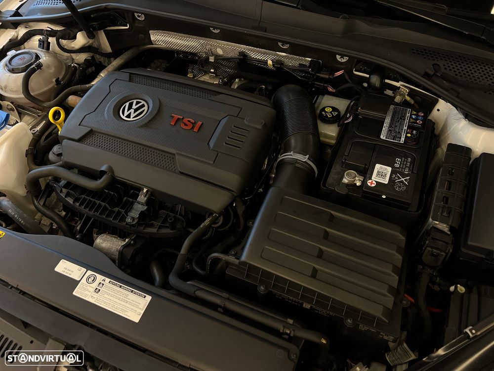 VW Golf GTI TCR 2.0 TSI OPF DSG - 20