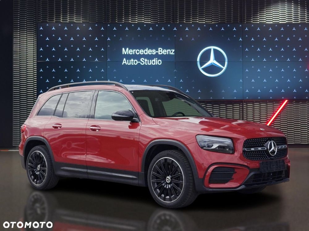 Mercedes-Benz GLB - 9