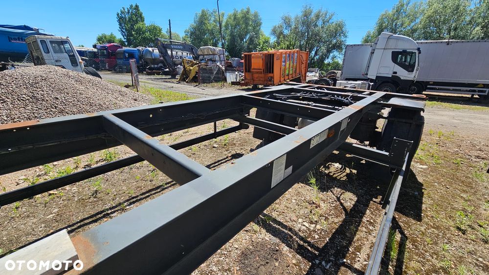 Schwarzmuller 2-osiowy BDF - S202 - 10