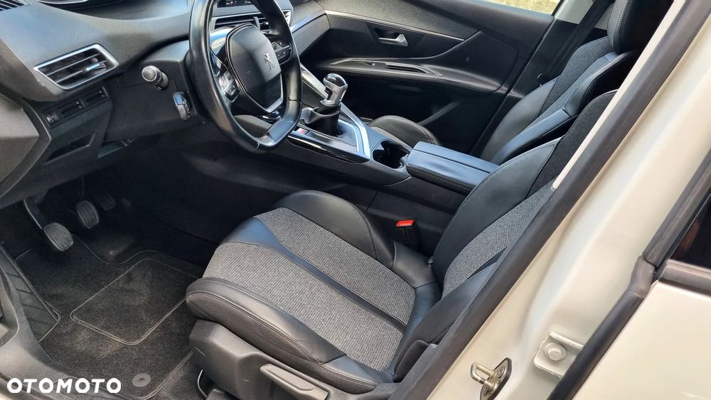 Peugeot 3008 BlueHDi 150 Stop & Start Allure - 16