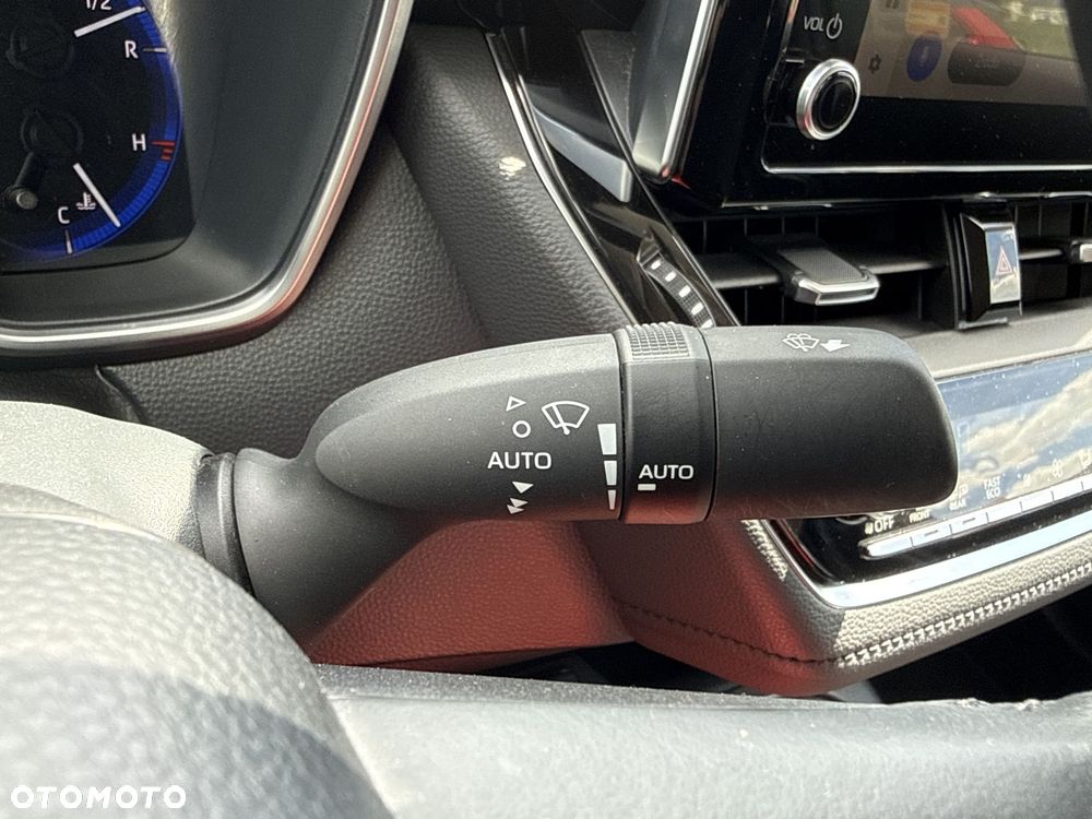 Toyota Corolla - 21