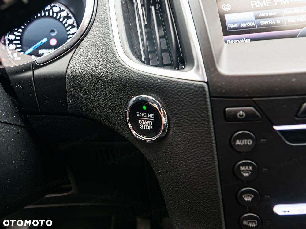 Ford S-Max - 16