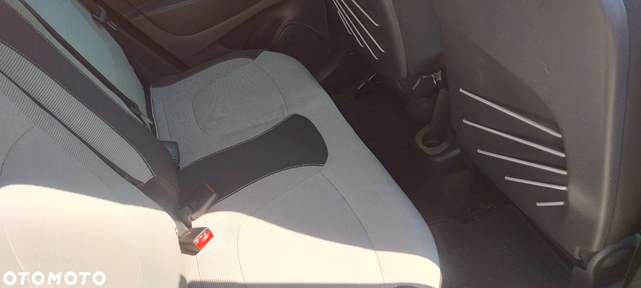 Renault Captur (ENERGY) TCe 90 INTENS - 14