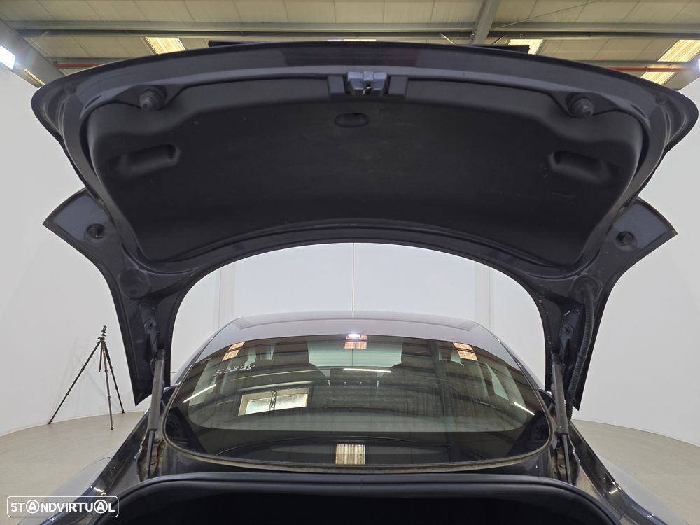 Tesla Model 3 AWD Dual Motor Performance - 7