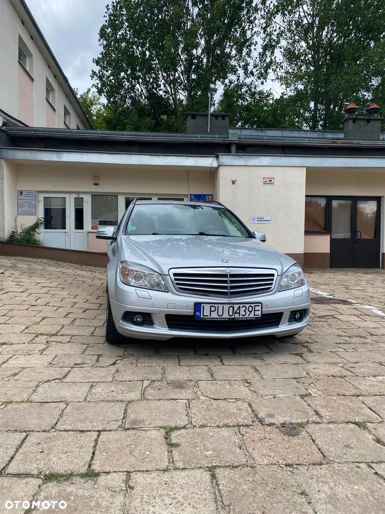 Mercedes-Benz Klasa C 220 CDI DPF (BlueEFFICIENCY) 7G-TRONIC Elegance - 2