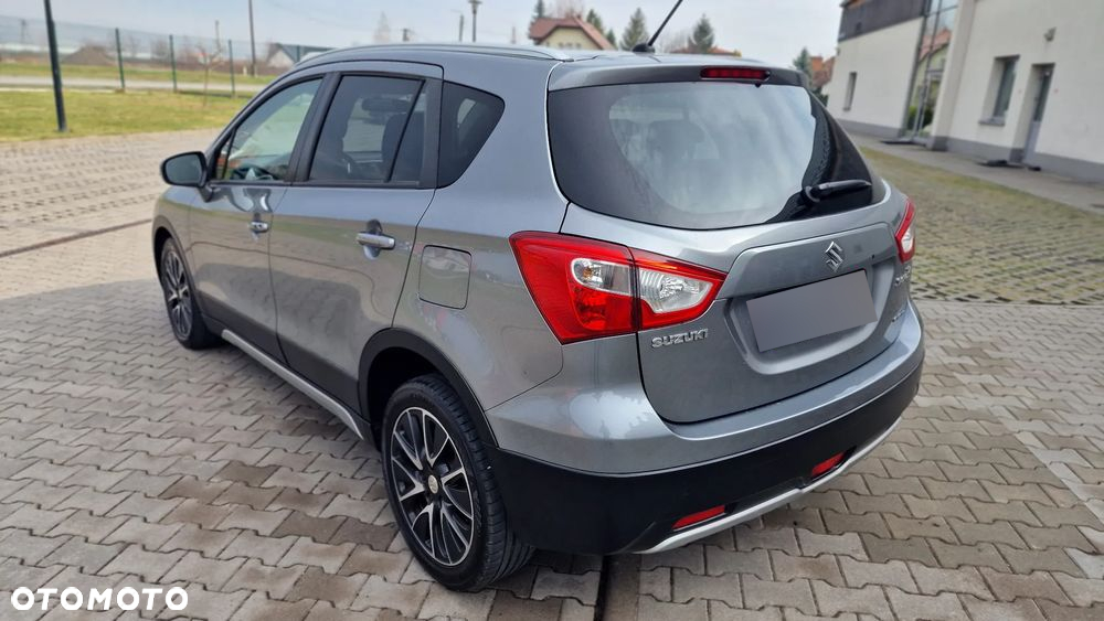 Suzuki SX4 S-Cross 1.6 DDiS 4x4 Comfort+ - 10