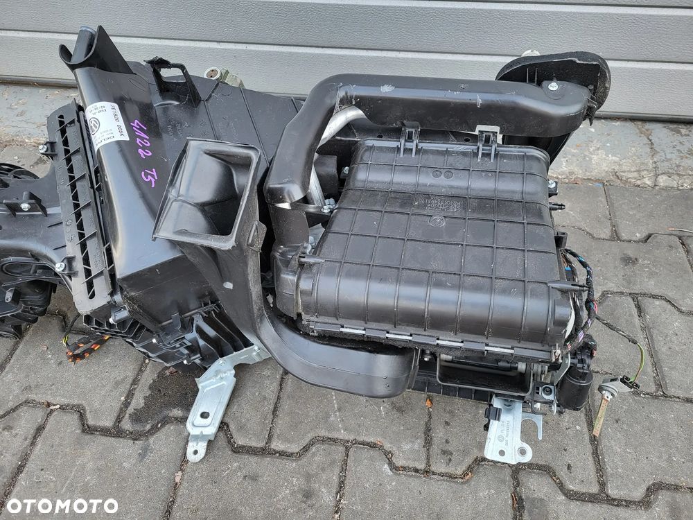 VW TRANSPORTER T5 LIFT NAGRZEWNICA 7E1820005K - 3