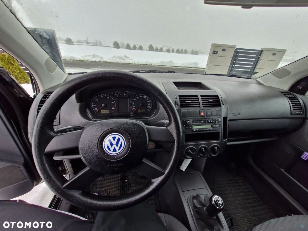 Volkswagen Polo - 4