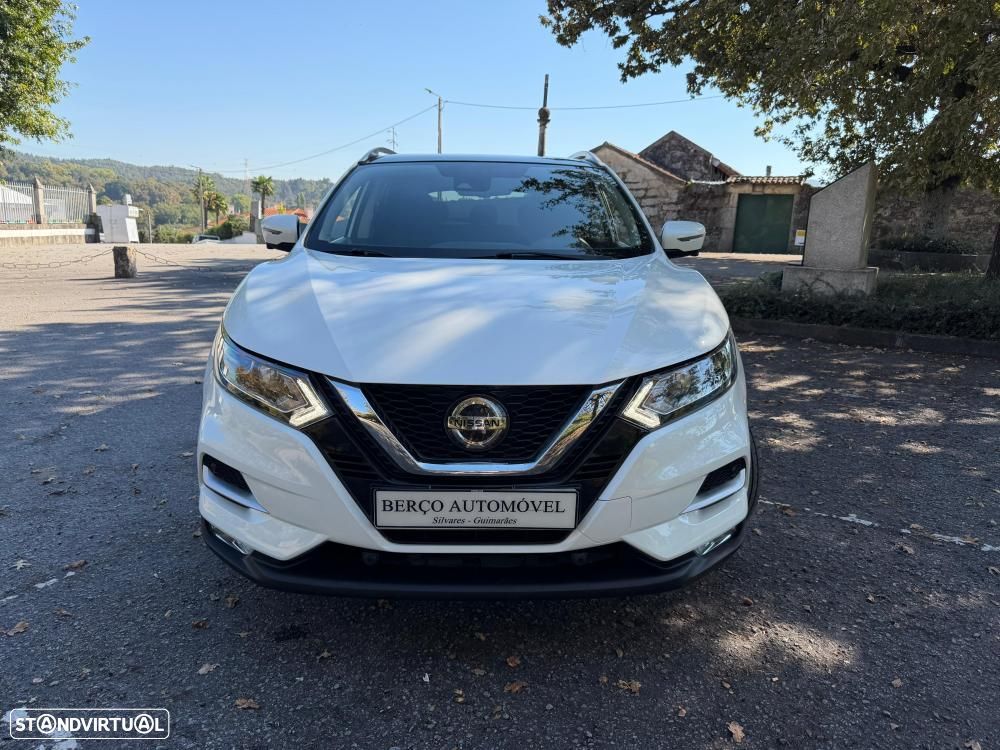 Nissan Qashqai 1.3 DIG-T MHEV Premiere Edition - 4