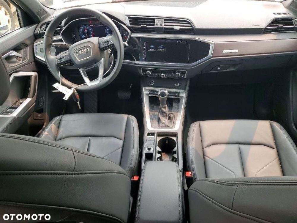 Audi Q3 - 10