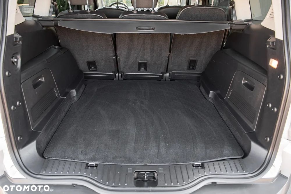 Ford S-Max 2.0 TDCi DPF Titanium X - 25