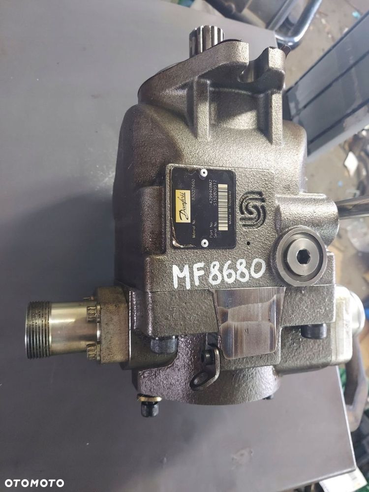 POMPA HYDRAULICZNA 83027660 DANFOSS MASSEY FERGUSON 8680 2011R - 2