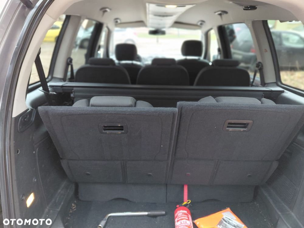 Ford Galaxy 2.0 TDCi Titanium - 22