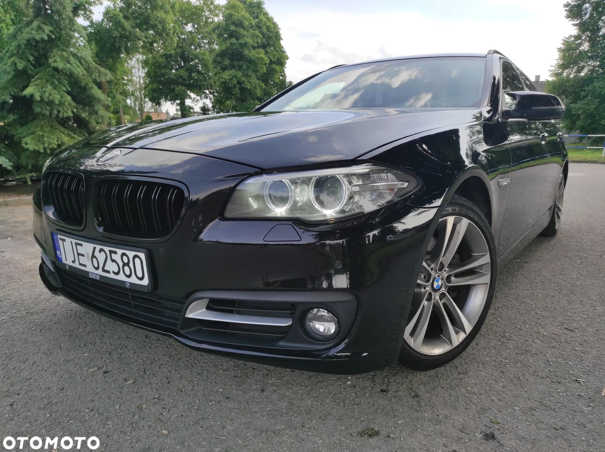 BMW Seria 5 520d Touring - 1