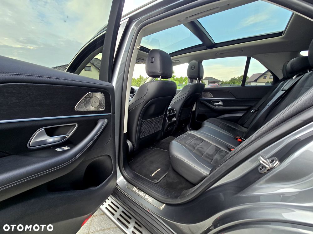 Mercedes-Benz GLE - 32
