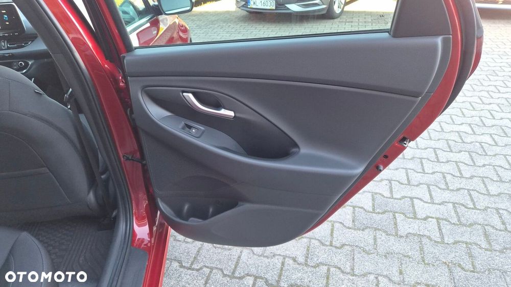 Hyundai i30 1.5 T-GDI 48V Smart Plus DCT - 19