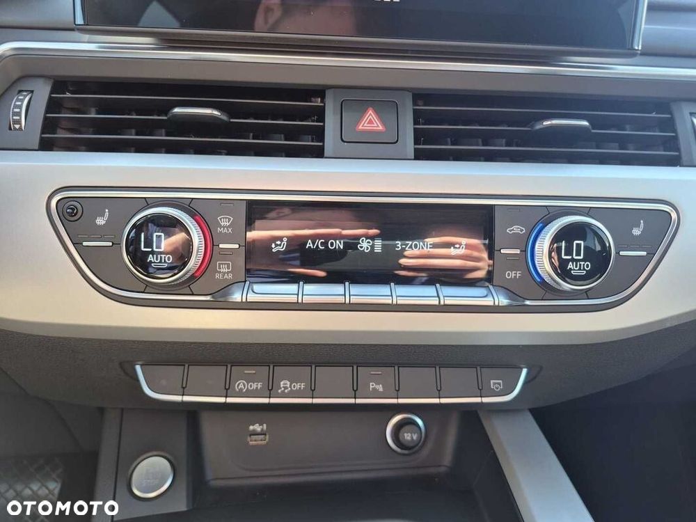 Audi A4 Limousine - 26