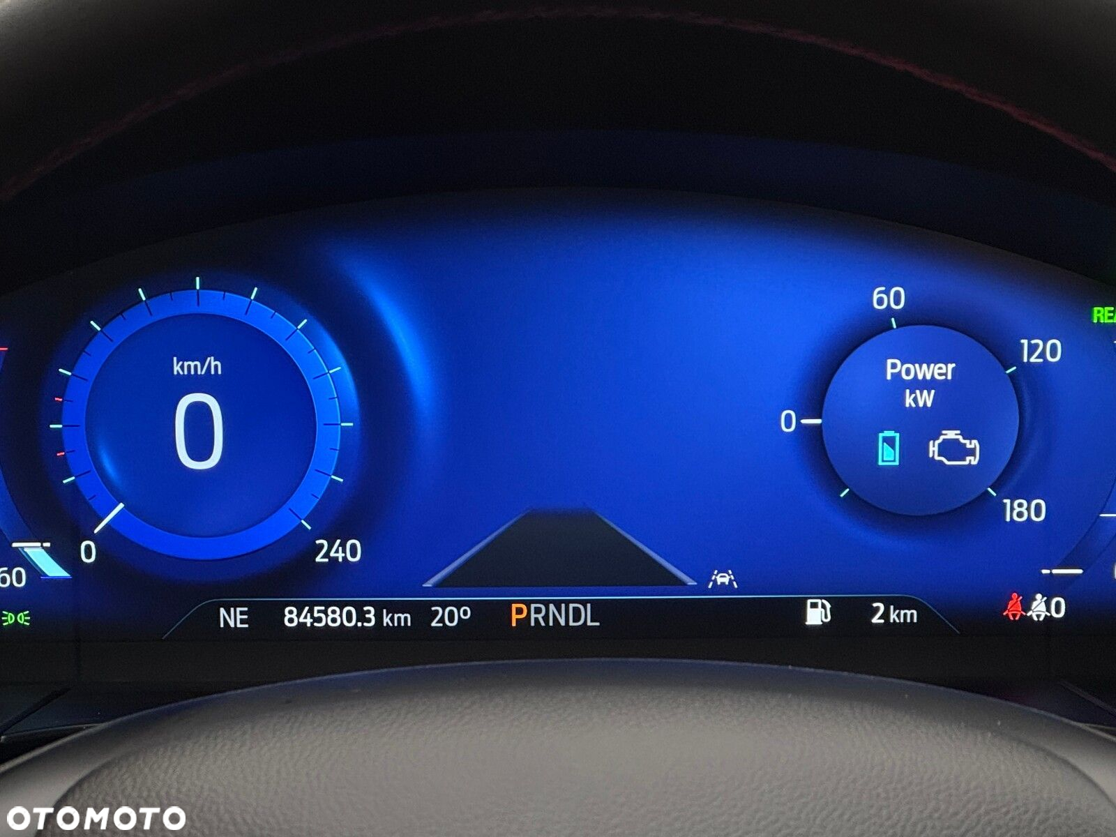 Ford Kuga - 16