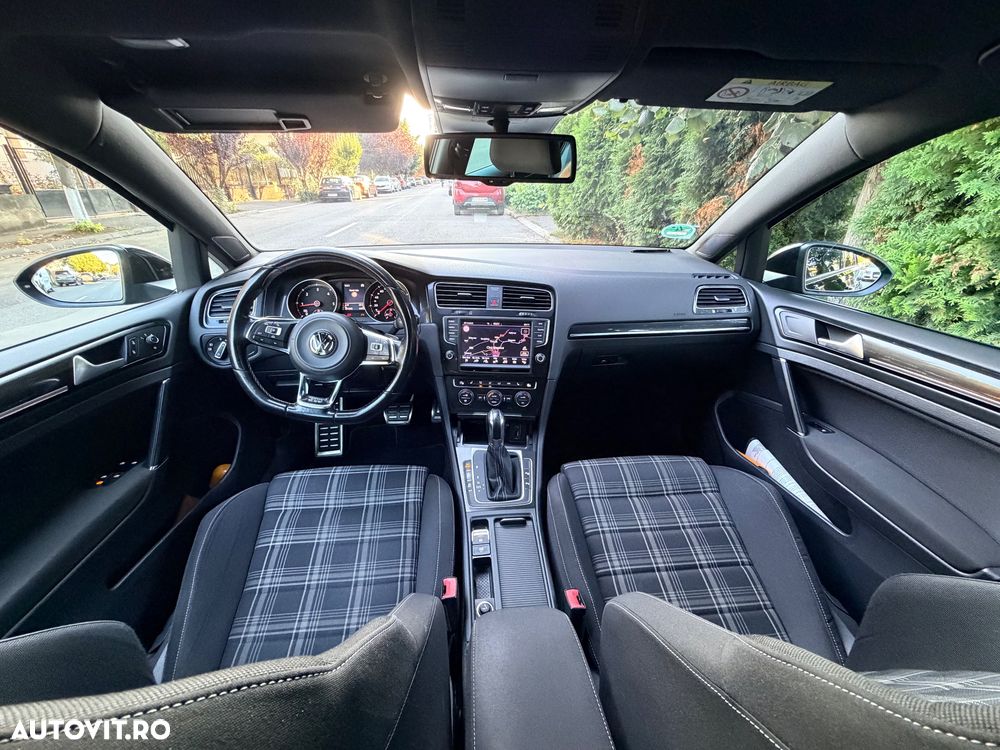 Volkswagen Golf 2.0 TDI DPF BMT DSG GTD - 7