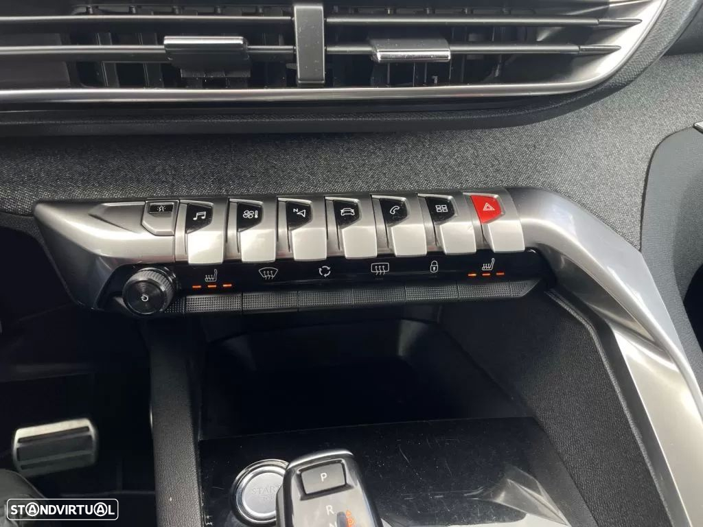 Peugeot 3008 1.5 BlueHDi GT Line EAT8 - 32