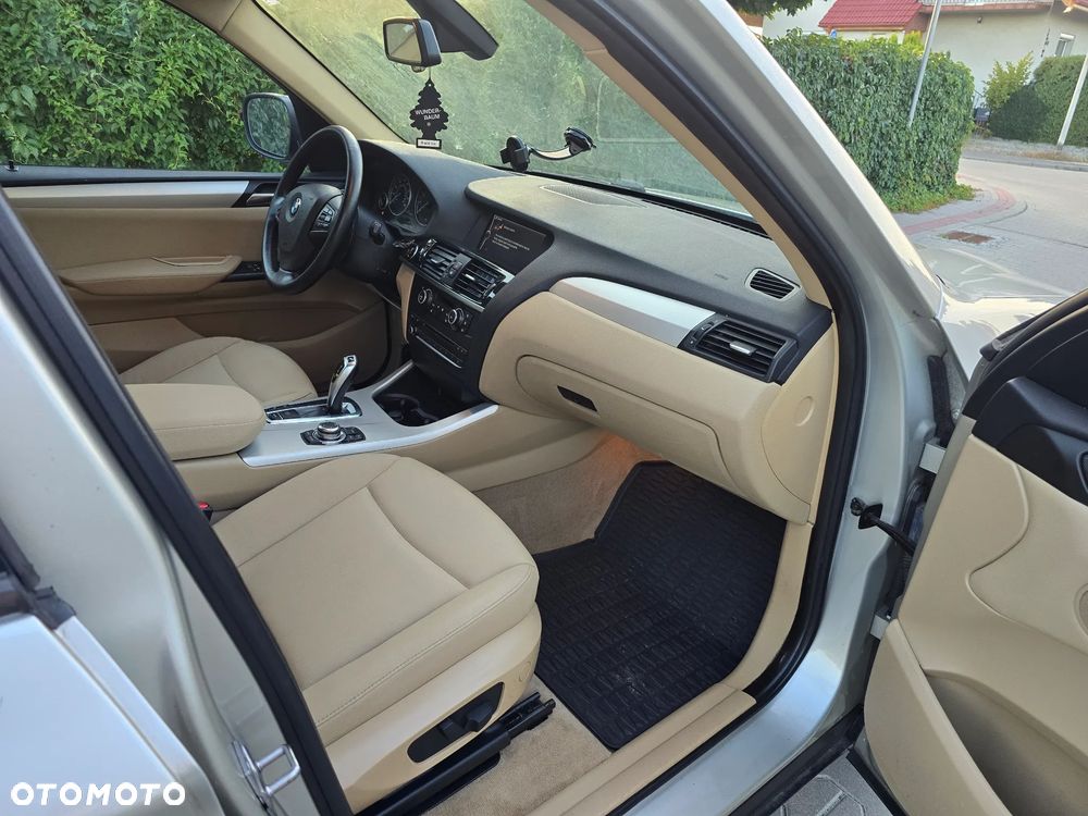 BMW X3 28i xDrive - 17