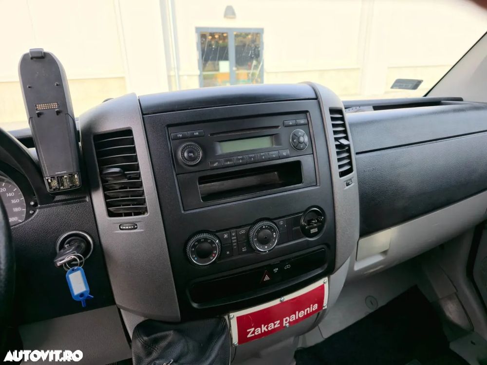 Volkswagen Crafter - 8