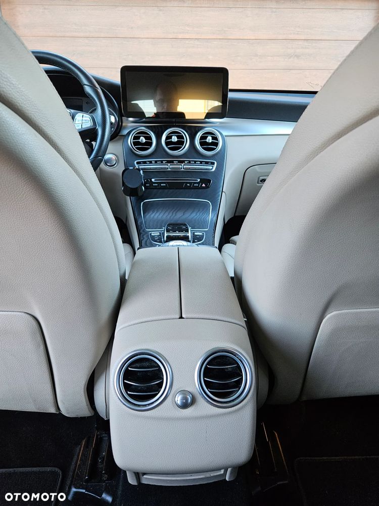 Mercedes-Benz GLC - 14