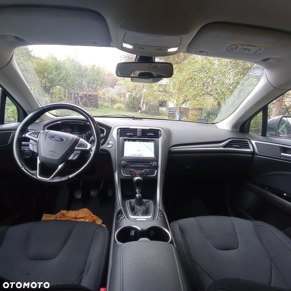 Ford Mondeo - 8
