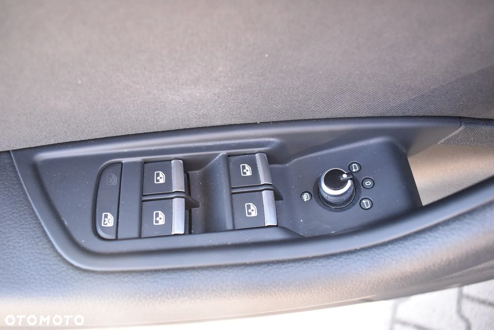 Audi A4 Avant 35 TDI mHEV S tronic - 24
