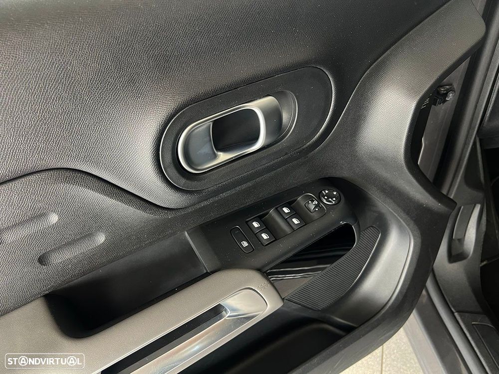 Citroën C5 Aircross 225 e-EAT8 FEEL PACK - 19