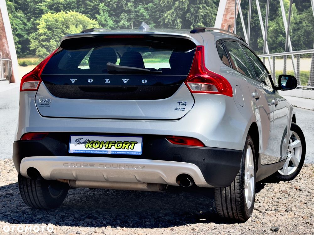 Volvo V40 Cross Country T4 AWD Geartronic Kinetic - 11