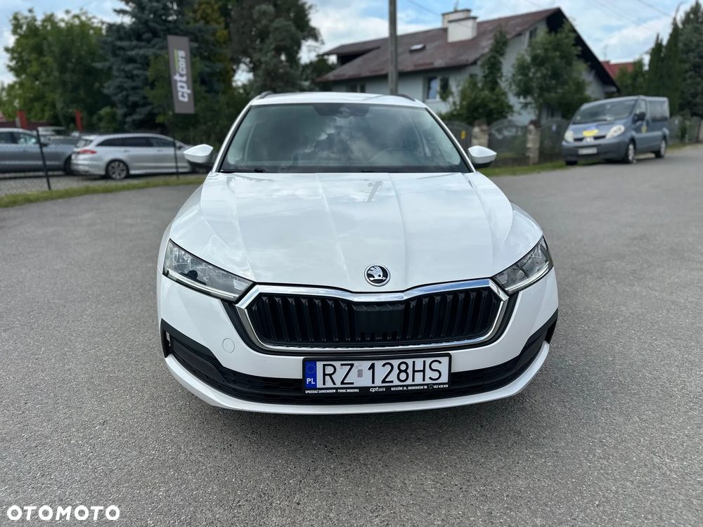 Skoda Octavia - 2