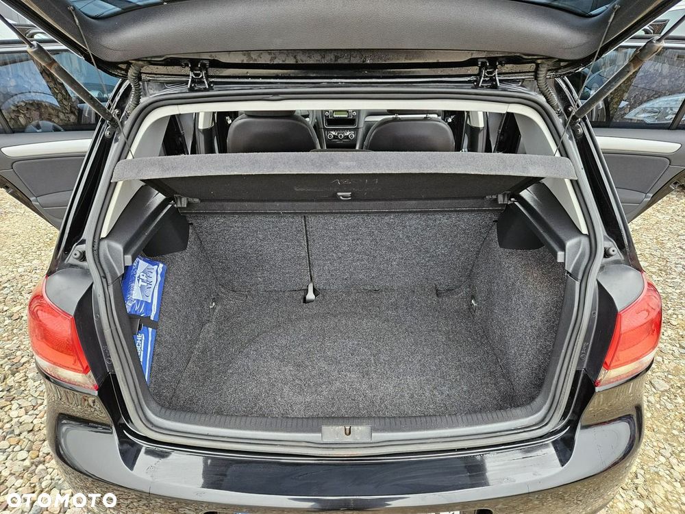 Volkswagen Golf - 18