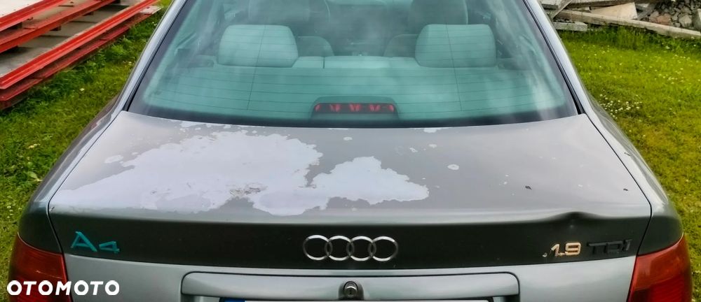 Audi A4 Limousine - 8