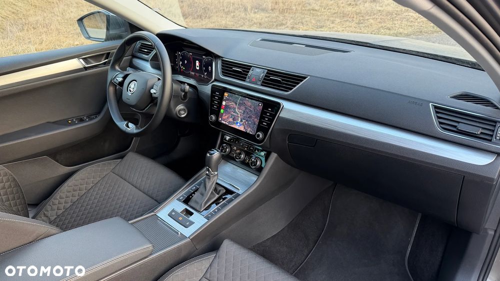 Skoda Superb 2.0 TDI DSG Ambition - 9