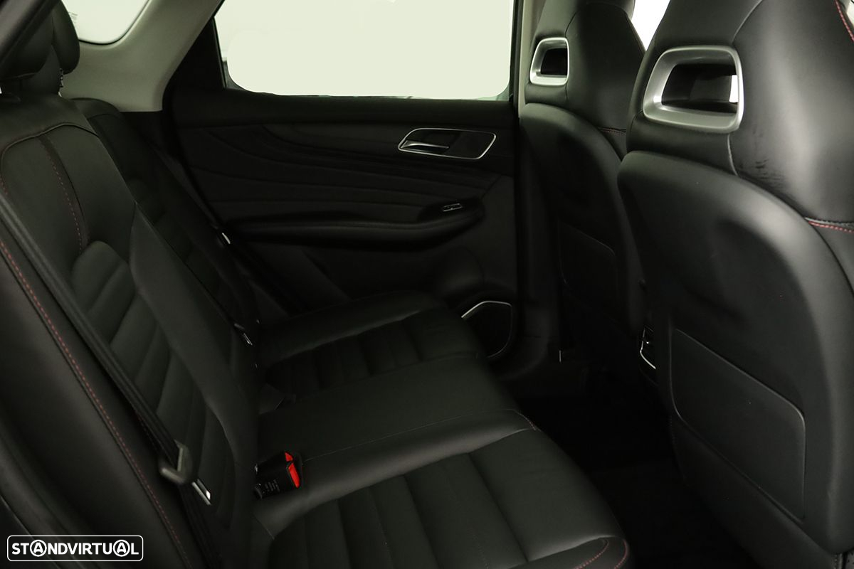 MG EHS 1.5 T-GDI Plug-in Hybrid Luxury - 22