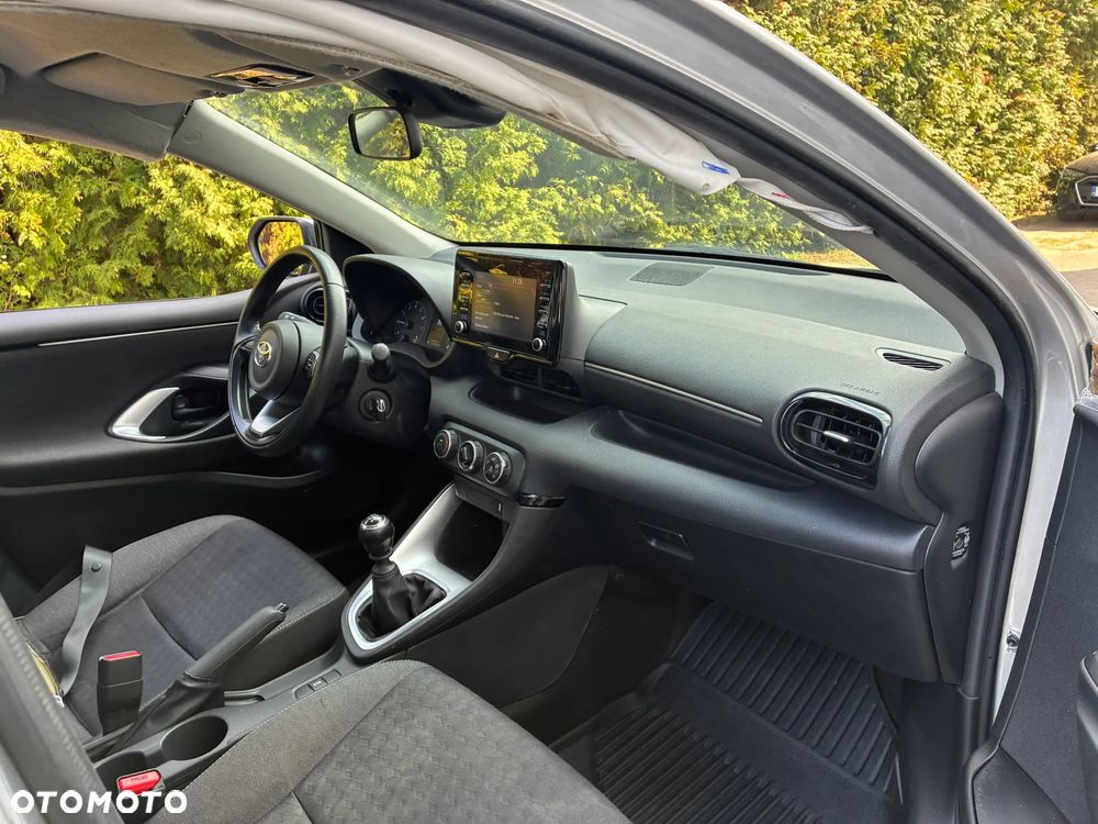 Toyota Yaris 1.5 Comfort - 14