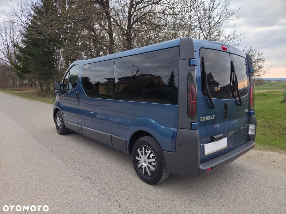 Renault Trafic Passenger Expression - 9