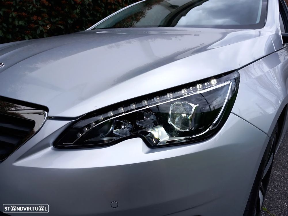 Peugeot 308 BlueHDi FAP 150 Stop&Start Auto Allure - 33