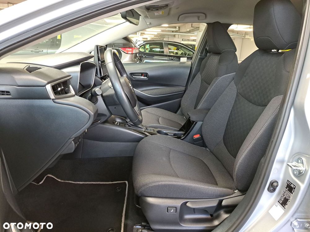 Toyota Corolla 1.8 Hybrid Comfort - 30