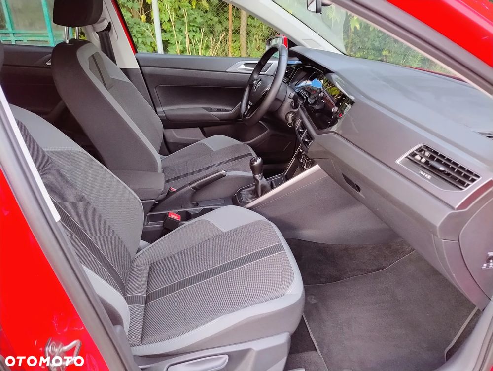 Volkswagen Polo 1.6 TDI SCR Highline - 15