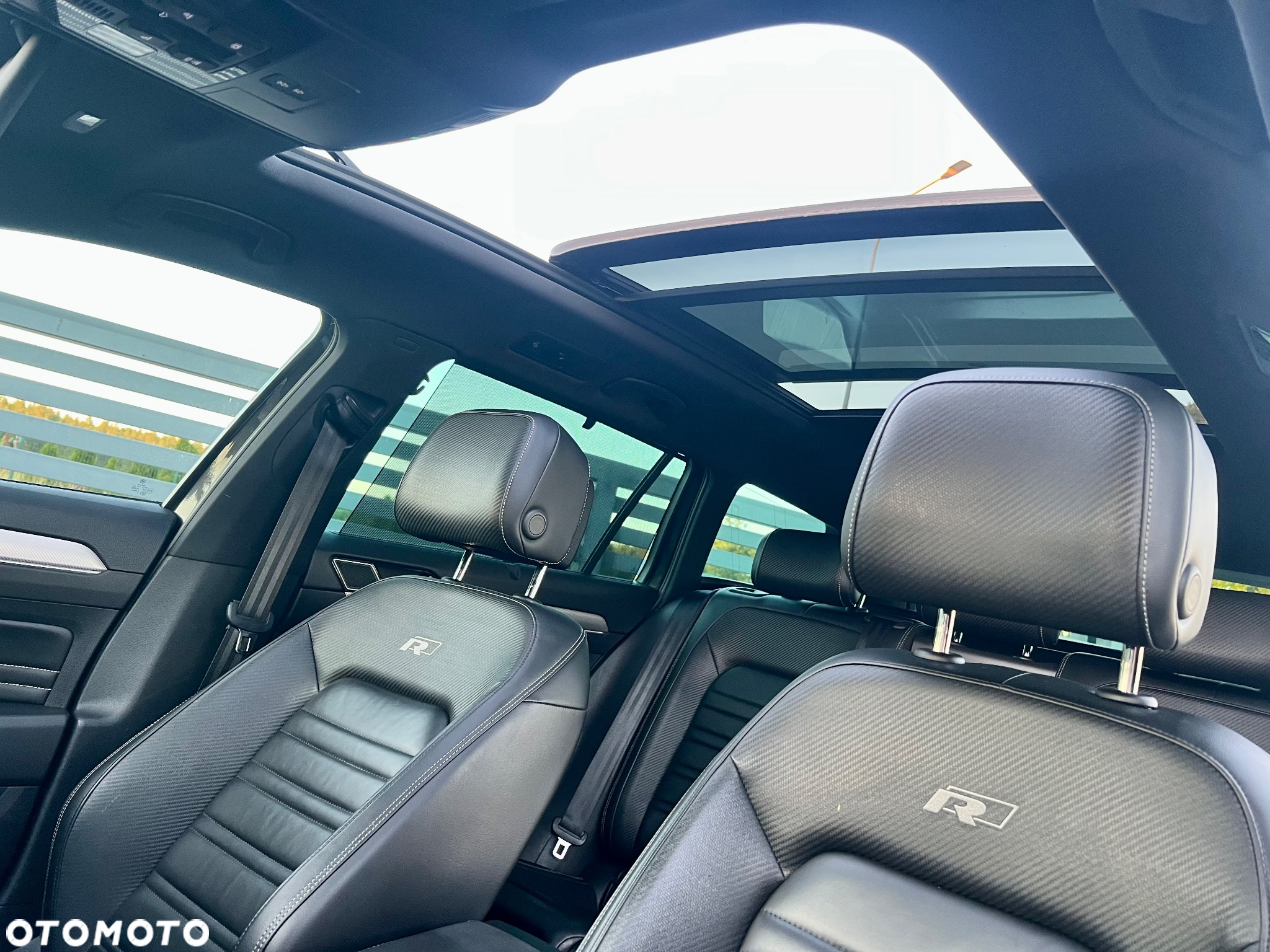 Volkswagen Passat 2.0 TDI SCR R-Line Plus DSG - 10