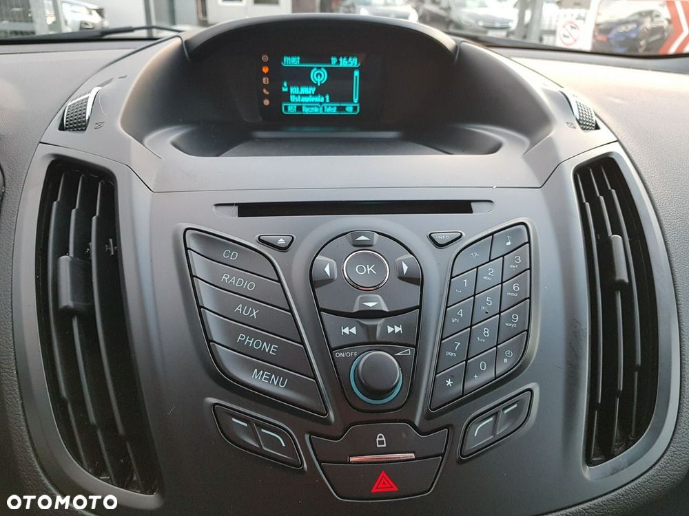 Ford Kuga 1.6 EcoBoost 2x4 Titanium - 21