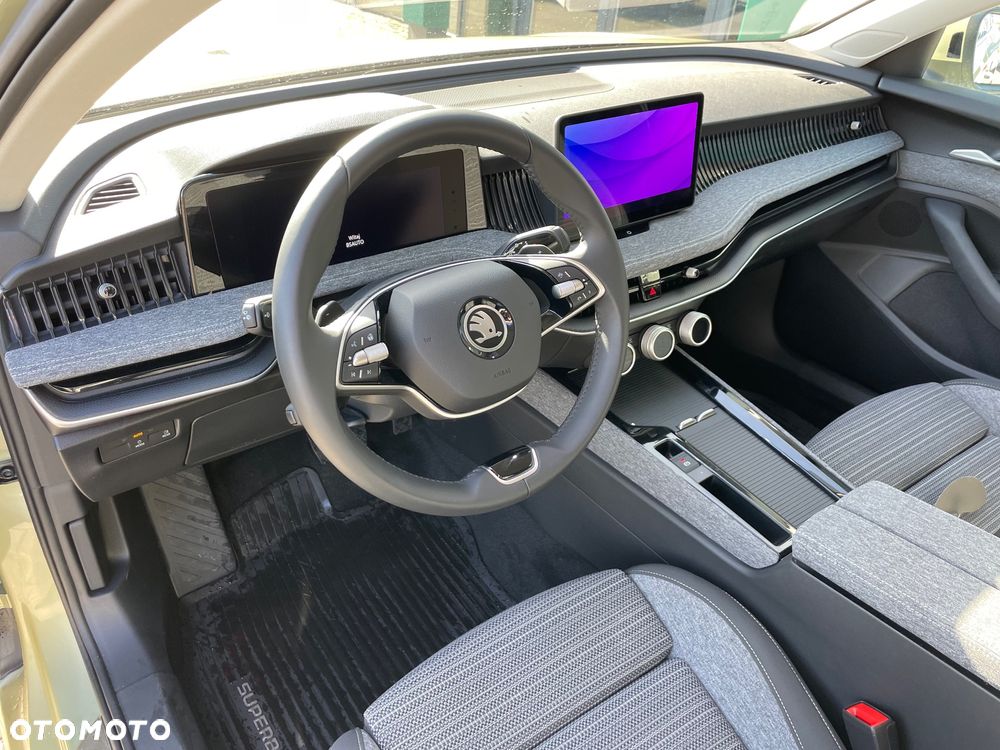 Skoda Superb 1.5 TSI Plug-in Hybrid Selection DSG - 14