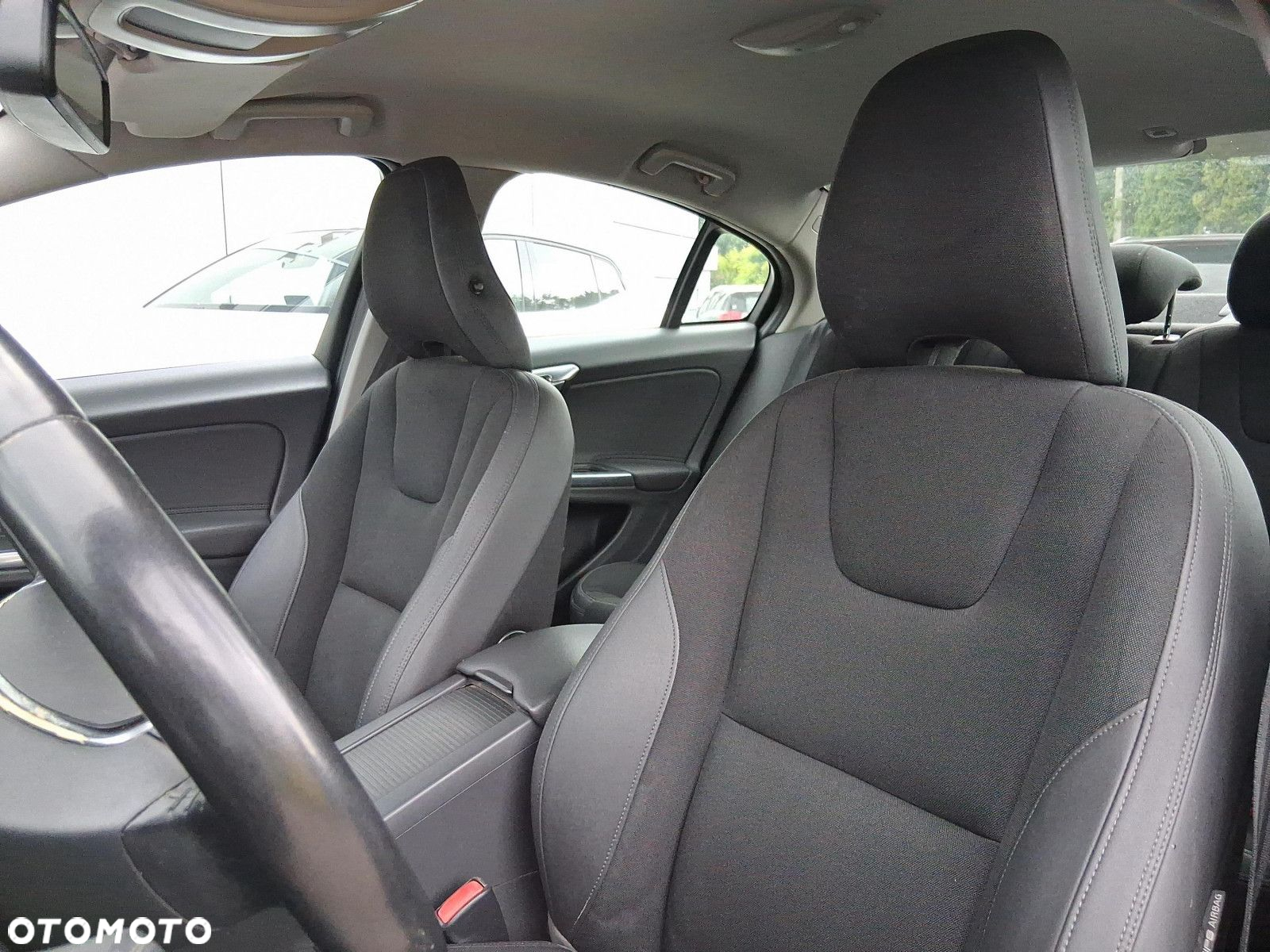 Volvo S60 - 11